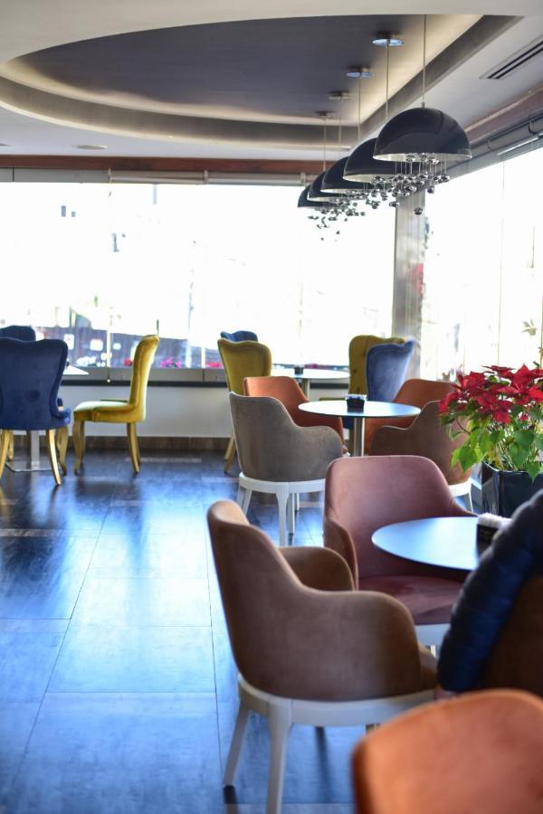 New W Hotel Tirana Buitenkant foto